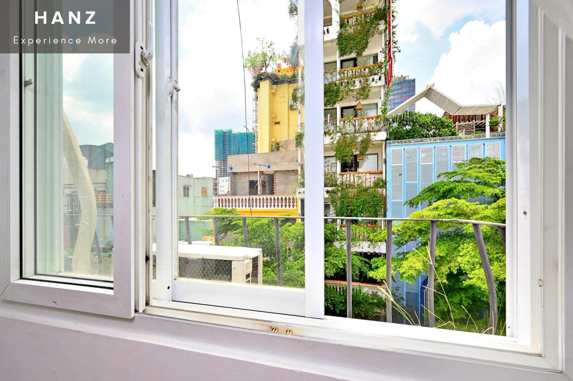 Khách sạn hẻo lánh Hanz 238 Huyen Cityloft 4*
